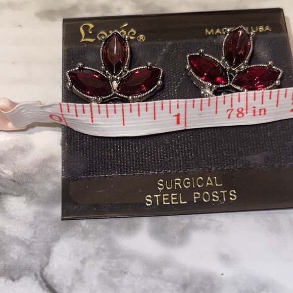 Vintage Loree earrings and broach - Picture 3 of 7
